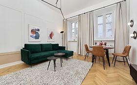 The Market Square Siedmiu Elektorow Apartment By Noclegi Renters