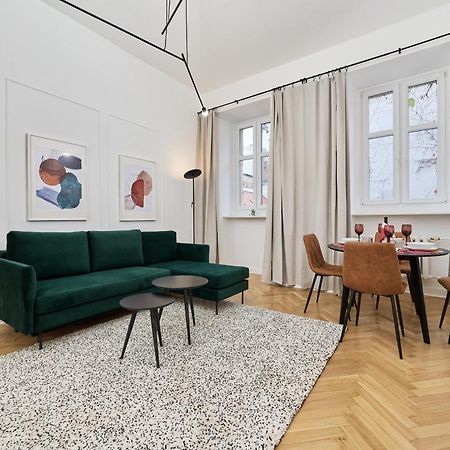 The Market Square Siedmiu Elektorow Apartment By Noclegi Renters Wroclaw Exterior photo